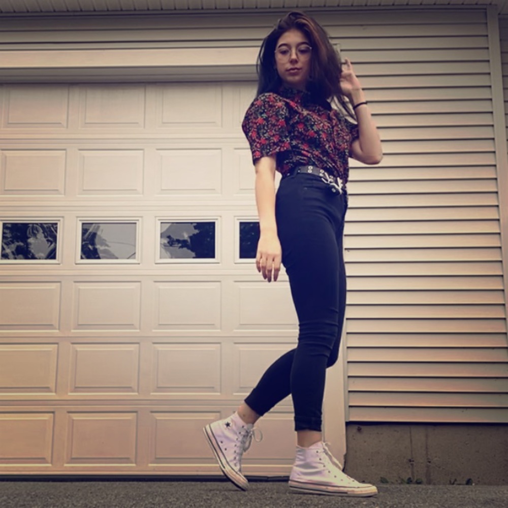 Meet your Posher, Delia